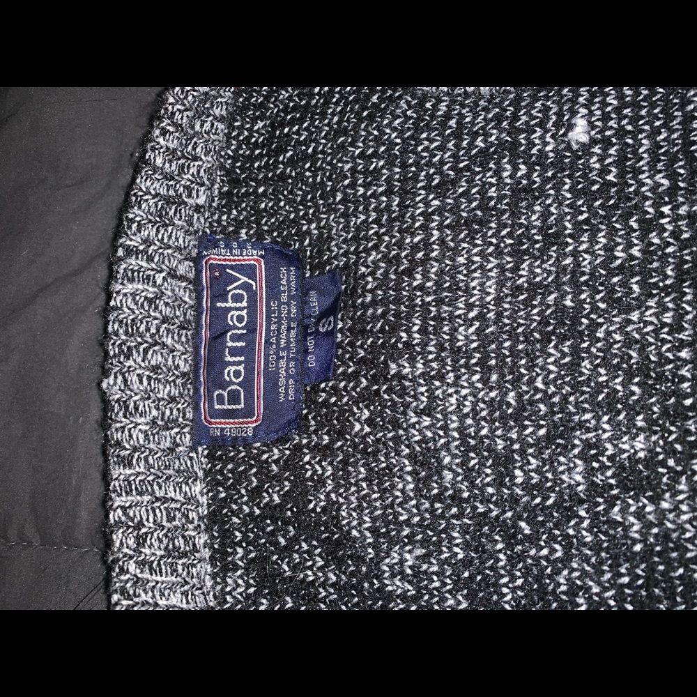 Cardigan - Picture 2 of 3